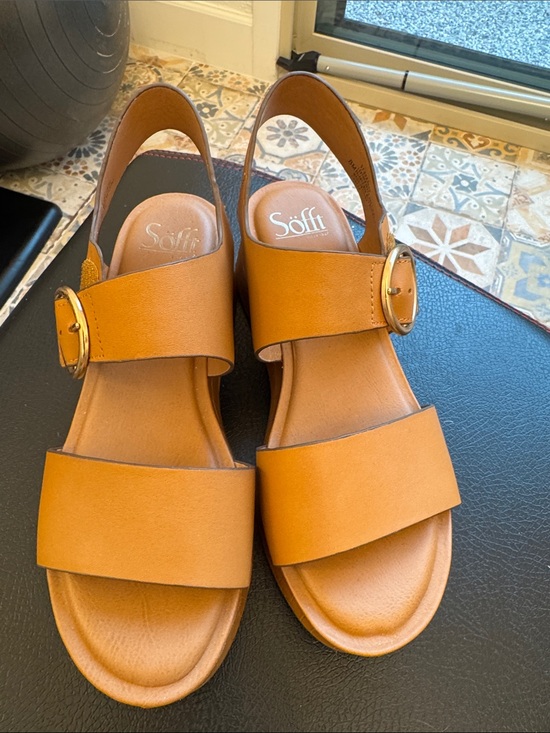 Sofft Shoes - Sofft Tan Leather Buckle Slingback Sandals. Worn once!